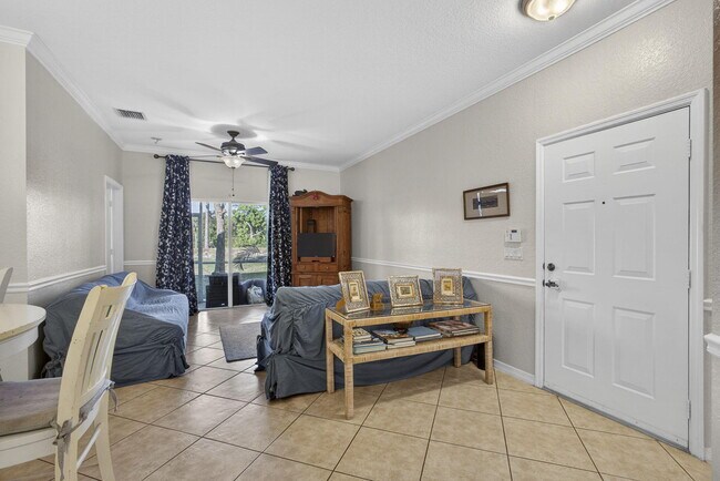 Building Photo - 3055 Grandiflora Dr