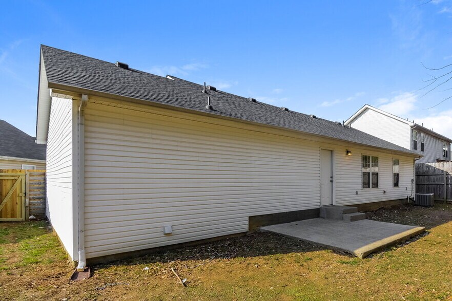 Building Photo - 4046 Margo Cir