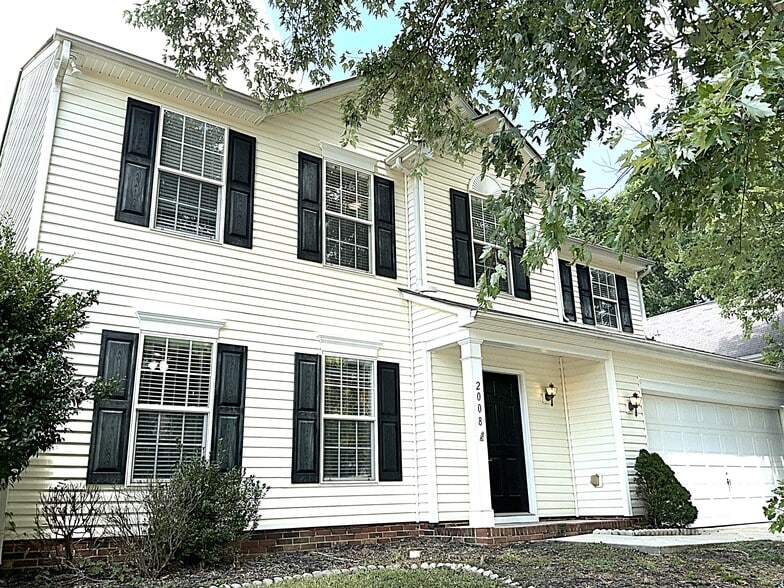 Primary Photo - 2008 Secret Garden Ct