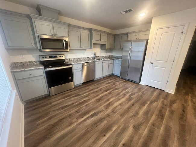 Building Photo - 6821 Whitney Polk Ct