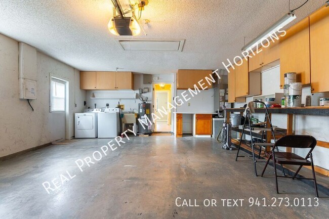 Building Photo - 6397 Samoa Dr