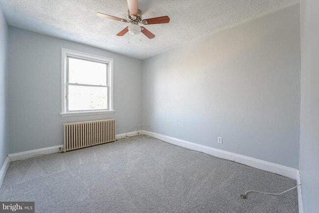 Building Photo - 809 Braeside Rd