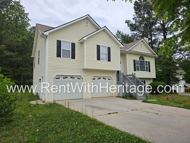 Building Photo - Beautifully maintained 3-bedroom, 2-bath home in Paulding County