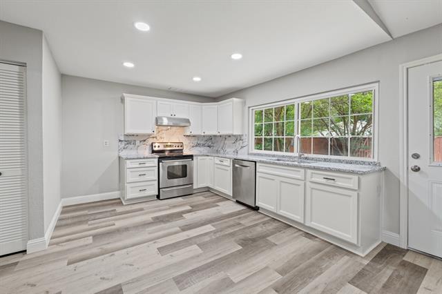 Building Photo - 3939 Branch Hollow Dr