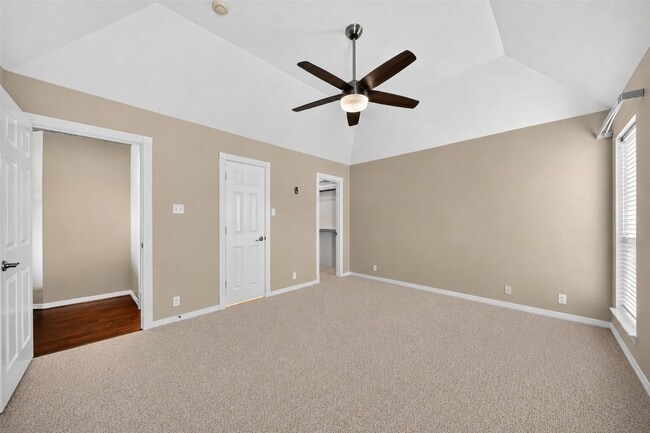 Building Photo - 16410 Emilia Ct