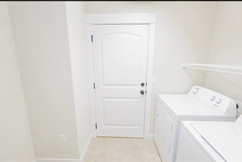 Building Photo - 3602 Dandy Dr