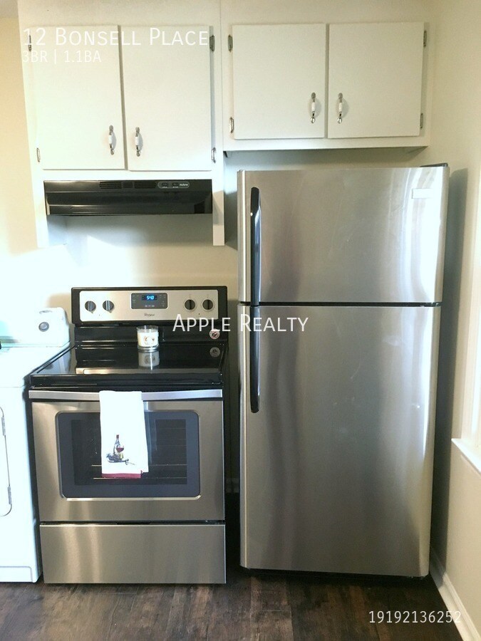 Building Photo - 12 Bonsell Pl