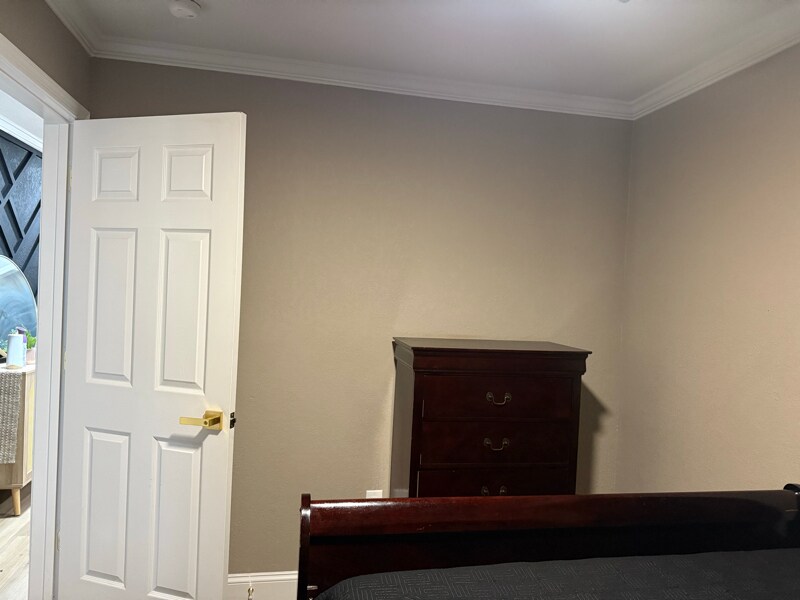 Building Photo - 14 Oneda Dr