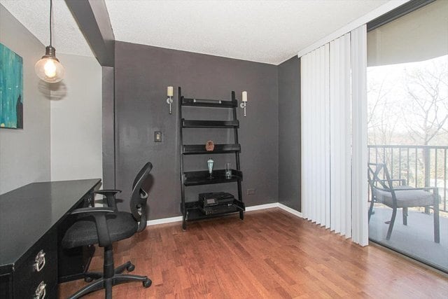 Building Photo - 511 Aurora Ave