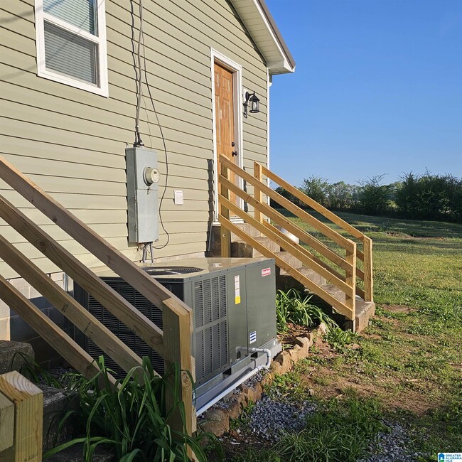 Building Photo - 52659 US-78