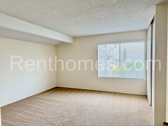 Building Photo - 13546 Hike Ln