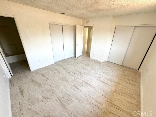 Building Photo - 16214 Juniper St