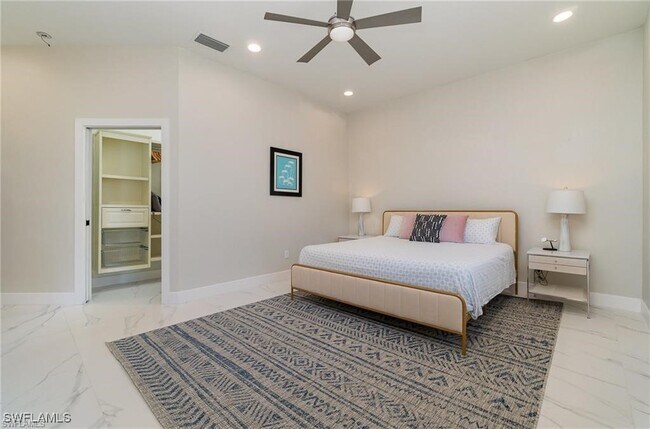 Building Photo - 13965 Avon Park Cir