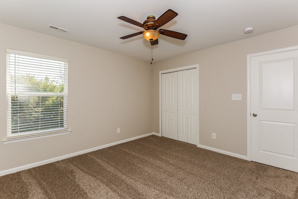 Building Photo - 5721 Verrazano Dr