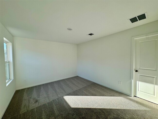 Building Photo - 16615 Trembling Aspen Ln