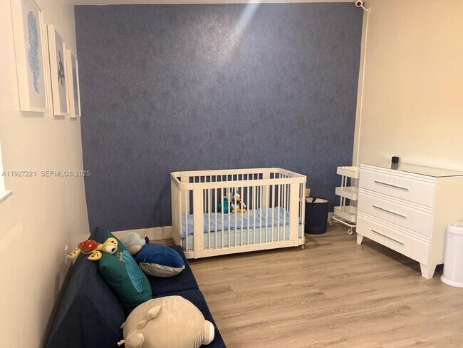 Building Photo - 6864 NW 166th Terrace