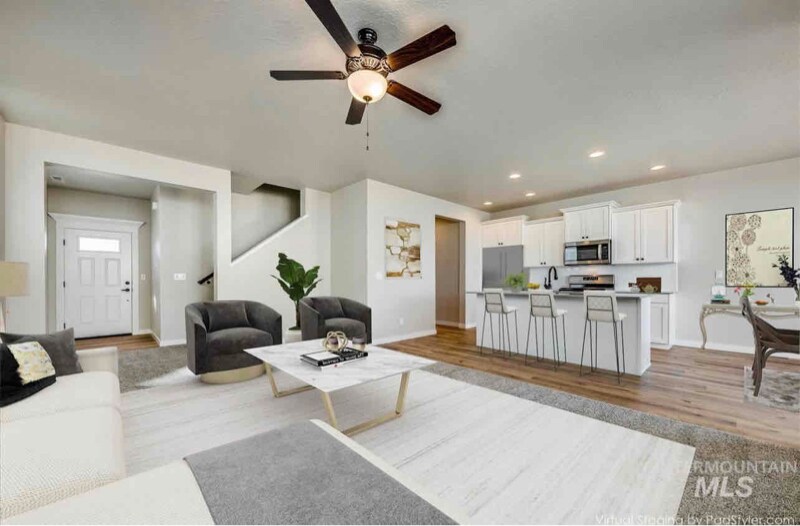 Building Photo - 3077 N Chianti Ave