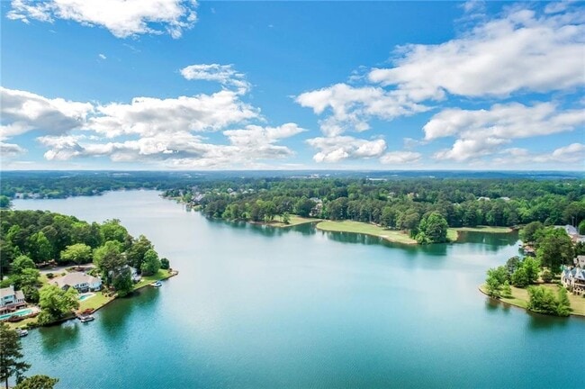 Private 200 acre neighborhood lake - 12290 Douglas Rd