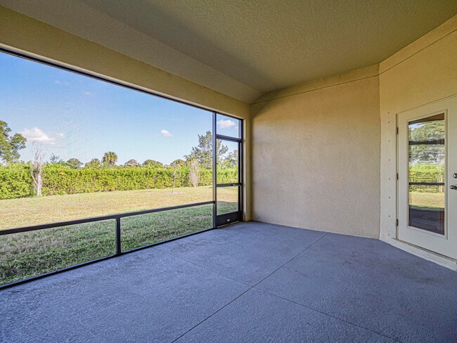 Building Photo - 5513 1st Sq