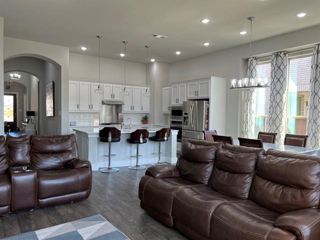 Building Photo - 1416 Saddle Ridge Dr