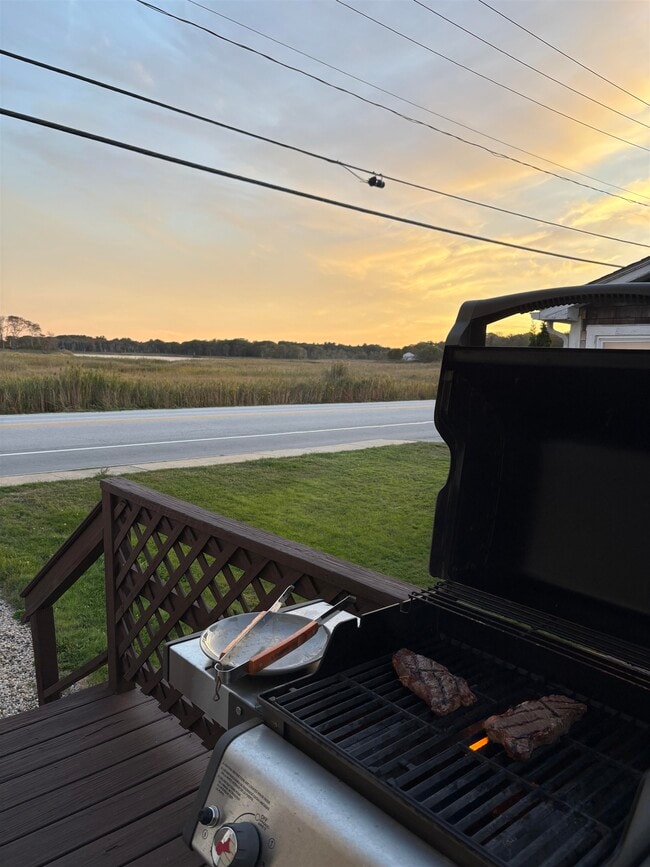 Building Photo - 518 High St