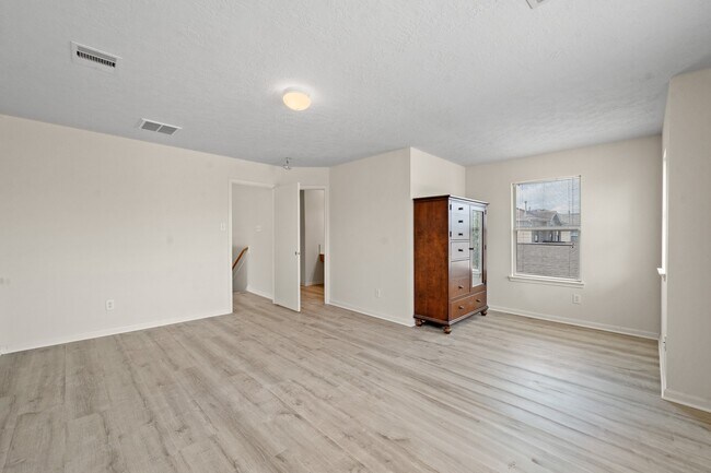 Building Photo - 20719 Fair Castle Dr