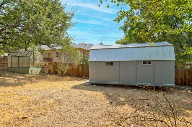 Building Photo - 12601 Mixson Dr