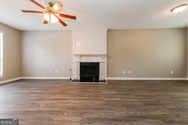 Building Photo - 4314 Westglen Dr