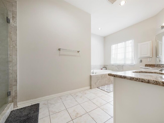 Building Photo - 7106 Harmony Cove