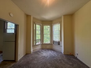 Building Photo - 1BR/1BA Apartment in Prime Downtown San Jose Location - $1910/mo includes all utitilies.