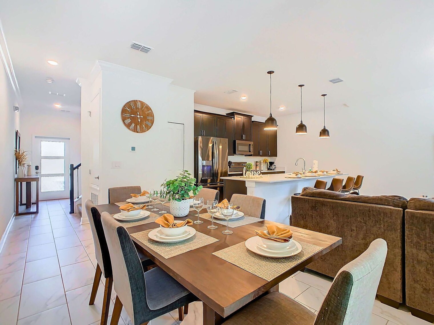 Building Photo - 996 Leader St