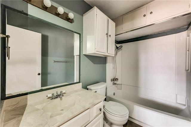 Building Photo - 2505 Wedglea Dr