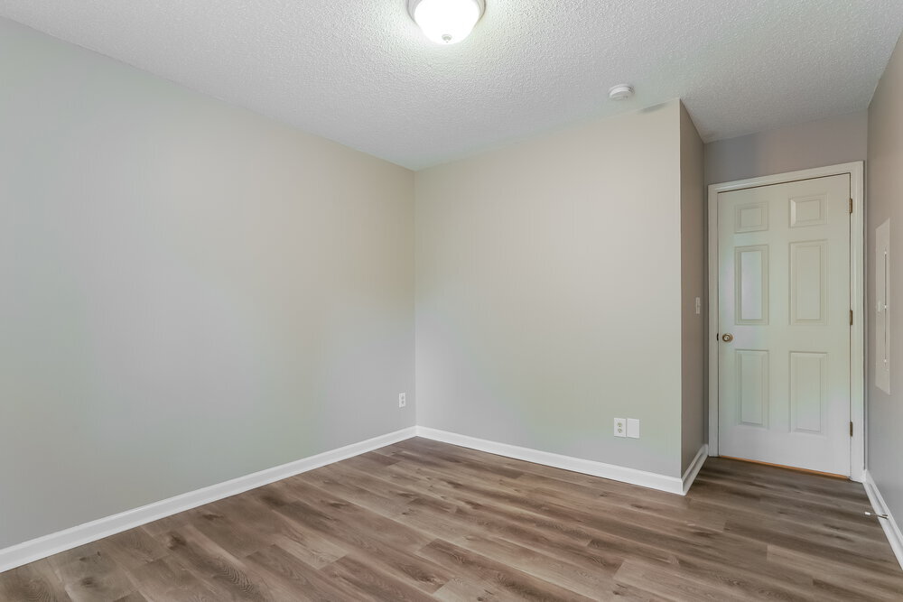 Building Photo - 185 Jared Dr