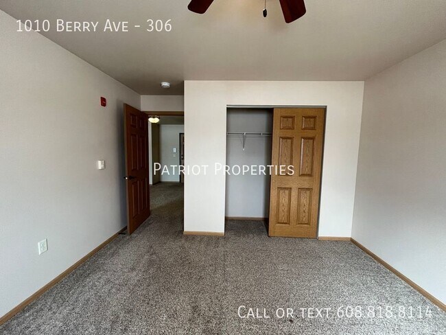 Building Photo - 1010 Berry Ave