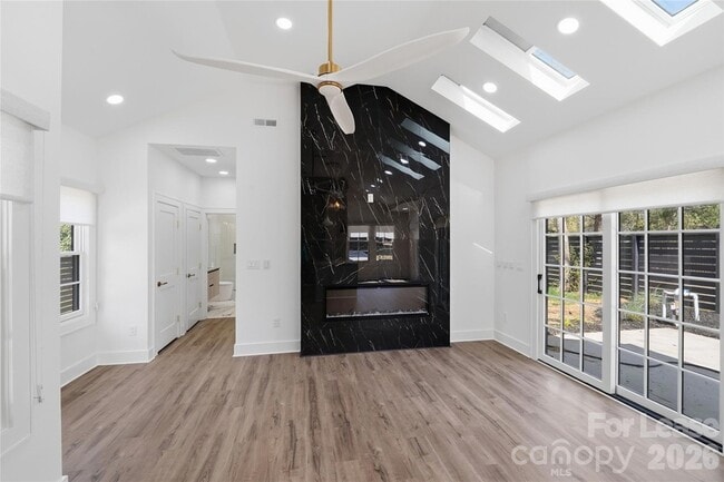 Building Photo - 1840 Merriman Ave