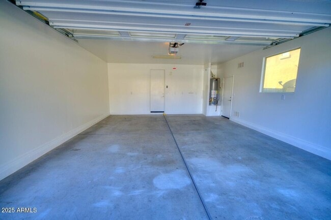 Building Photo - 3961 E Palo Verde St