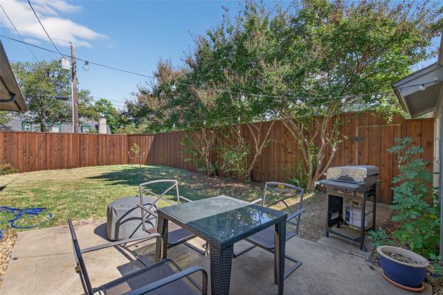 Building Photo - 3533 Chellen Dr