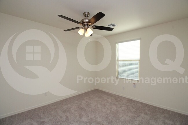 Building Photo - 36039 W Santa Monica Ave