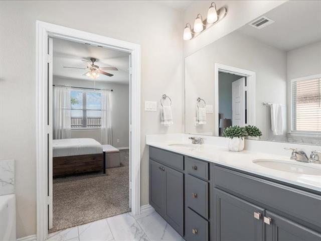 Building Photo - 6709 Goldenrain Dr