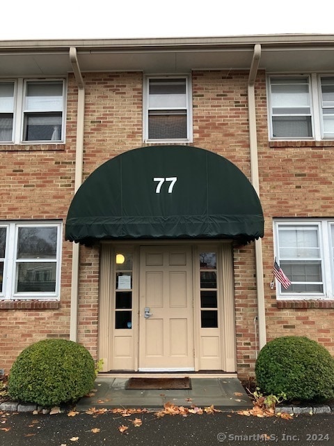 Building Photo - 77 Winfield St