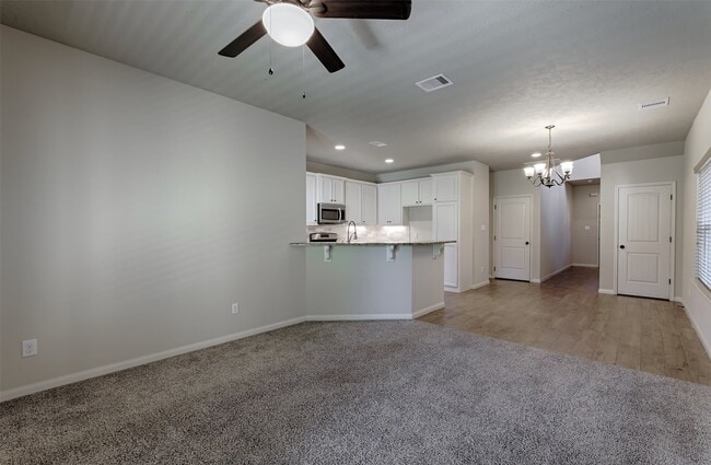 Building Photo - 12960 Orion Ct E