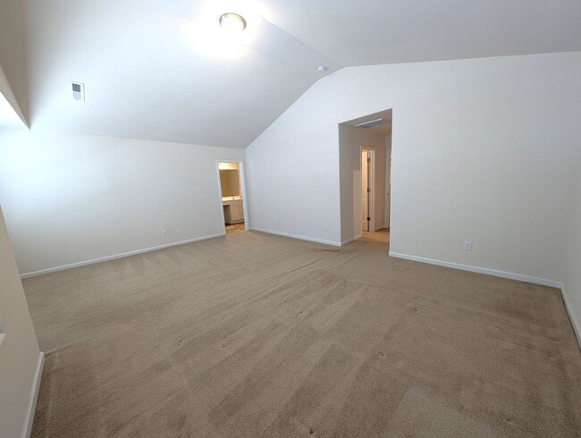 Building Photo - Pristine, 2 Story Home located in the Reserve at Canyon Hills Subdivision!