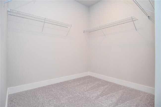 Building Photo - 2316 Mockernut Trl