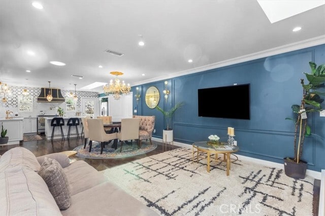 Building Photo - 5201 Sale Ave