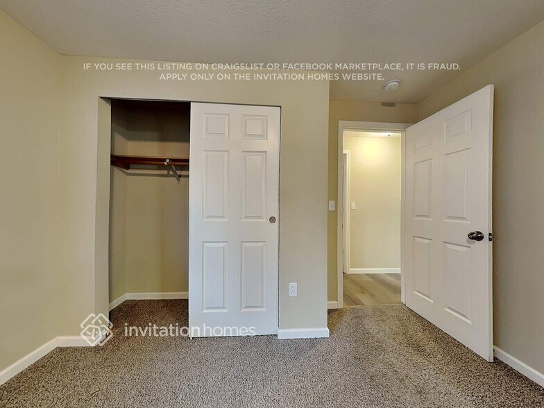 Building Photo - 1214 Mary Lou St SE