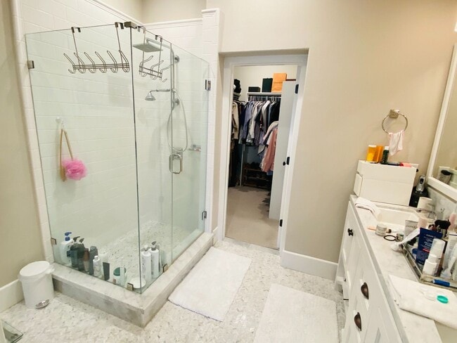 Building Photo - Modern 3 Bed 3 Bath Townhouse Near Downtown Campbell