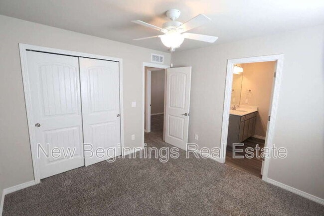 Building Photo - 4834 Olympus Dr