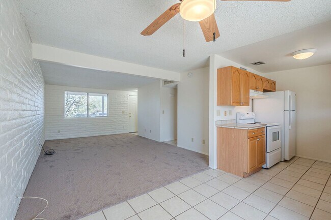 Building Photo - Cozy East Tucson 3-Bedroom with Private Ya...