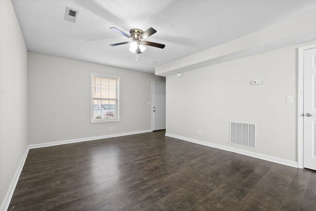 Building Photo - 249 Executive Ave