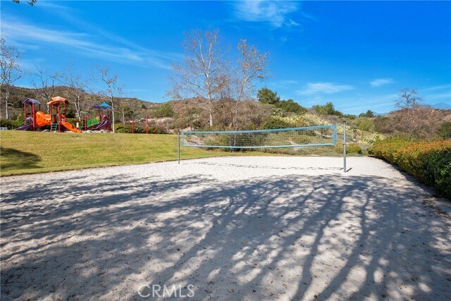 Building Photo - 12 Douglass Dr